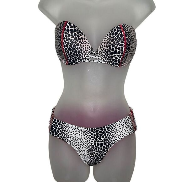 Beach Bunny Girl on Fire Bikini Set Animal Cheetah Print Bandeau S NWT - Picture 1 of 16
